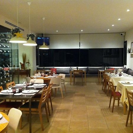 Hotel Los Granados Navalmoral De La Mata Zewnętrze zdjęcie